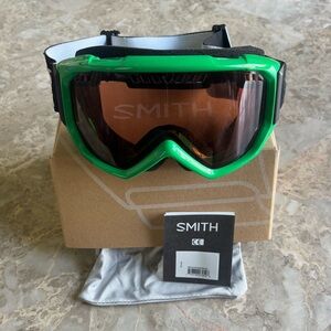 COPY - Smith ski/ snowboarding goggles.